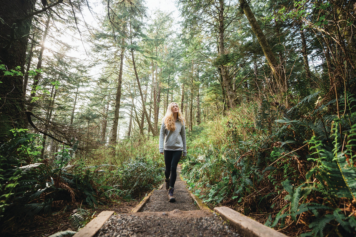 (ストームテック) Stormtech レディース Gravity 中綿ベスト パフジャケット アウター PC5056 (ブラック/マリンブルー) Women's Gravity Thermal Jacket - Stormtech USA Retail